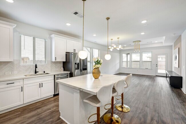 Photo - 1413 Grass Bnd Dr