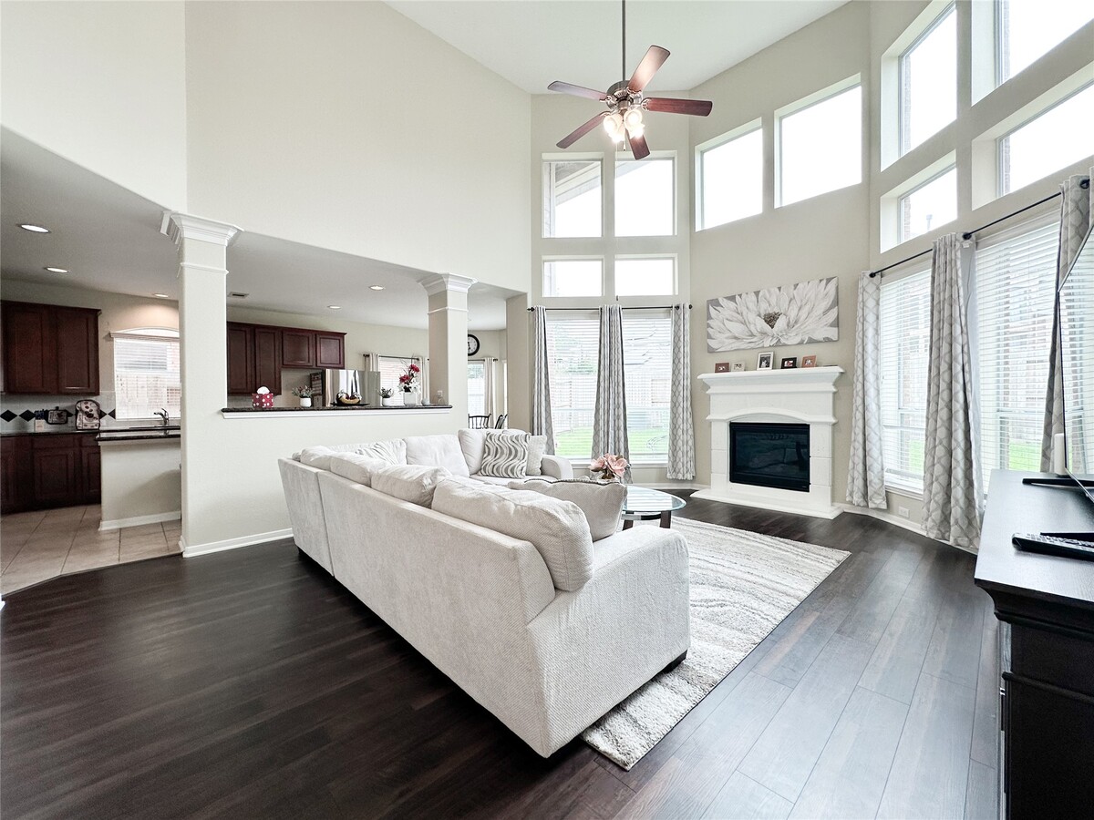 Photo - 6118 Coastal Grove Ln