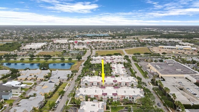 Photo - 10440 SW Stephanie Way Unidad 4207