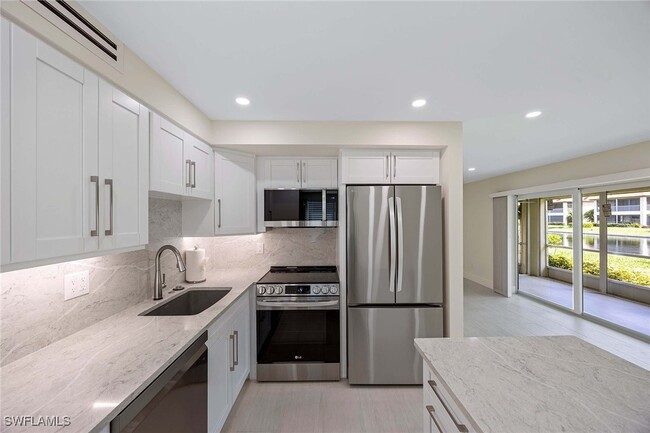 Building Photo - 1155 Sandpiper St Unit F7