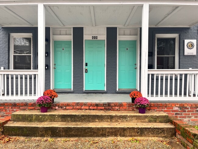 Photo - 619 N 32nd St Unit A