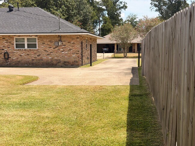 347 Corby Dr