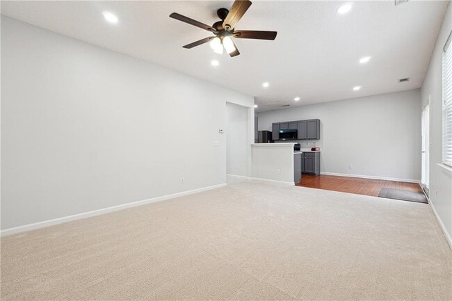 Photo - 396 Weatherstone Pl