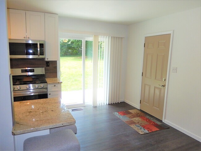 Photo - 1016 Caspan St