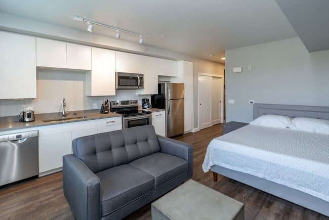 Photo - Marina Crossing Apartments