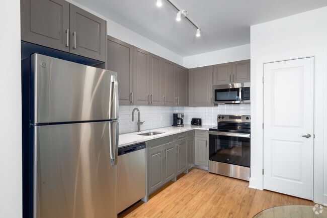 1BR, 1BA - 560SF - A - Kitchen