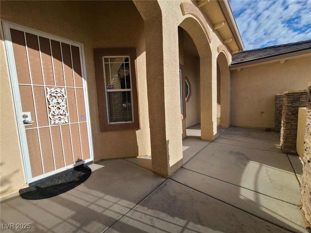 Photo - 6780 Sandpebble St