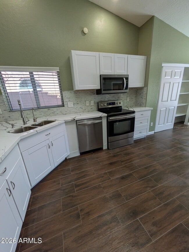 Photo - 3121 W Frankfurt Dr