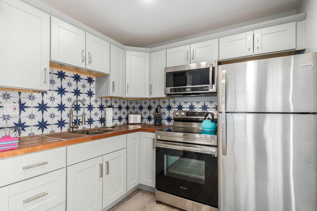 Photo - 2524 E Willetta St