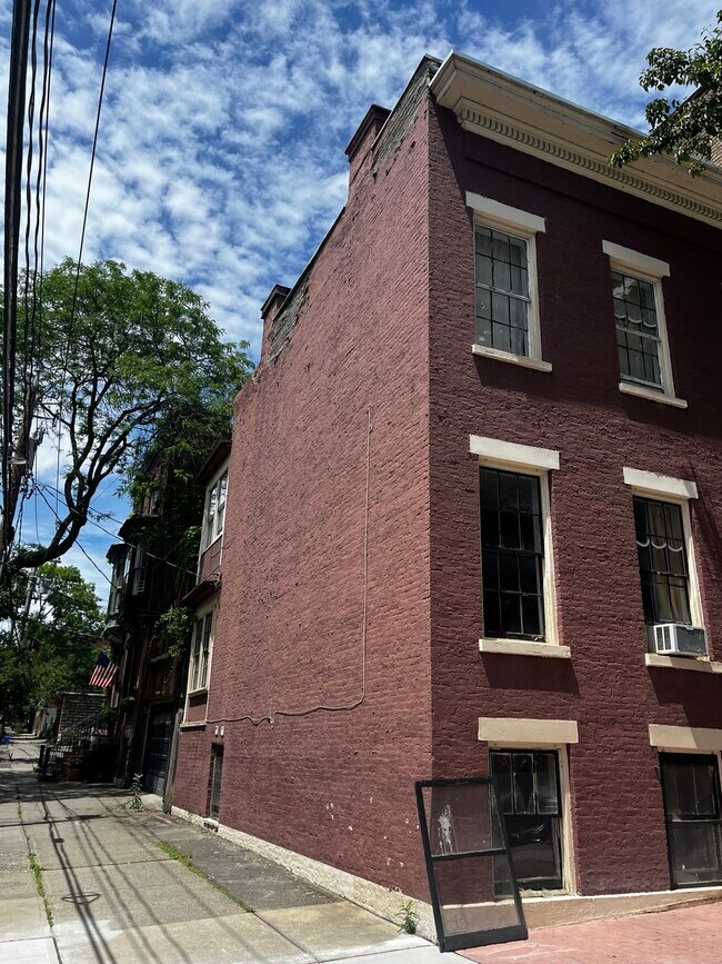 Photo - 41 Dove St