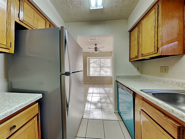 Photo - 16930 Barcelona Dr