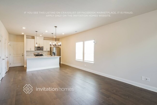 Photo - 180 Maybrook Dr