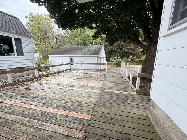 Photo - NEW REMODELED- 2 bedroom duplex