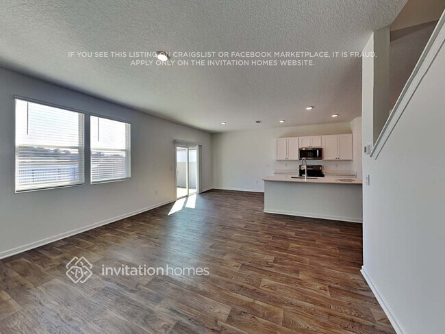 Photo - 674 Orellana Rd