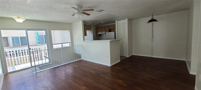 Photo - 1101 Spring Meadow Dr Unit 1101
