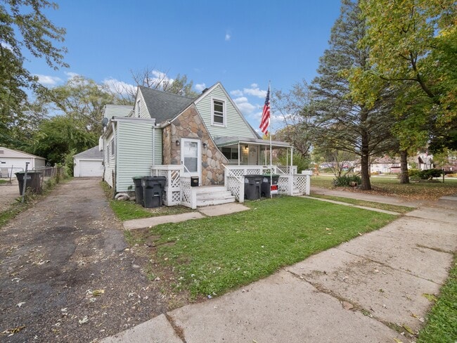 Photo - 6024 Hazel St Unit 6024 HAZEL