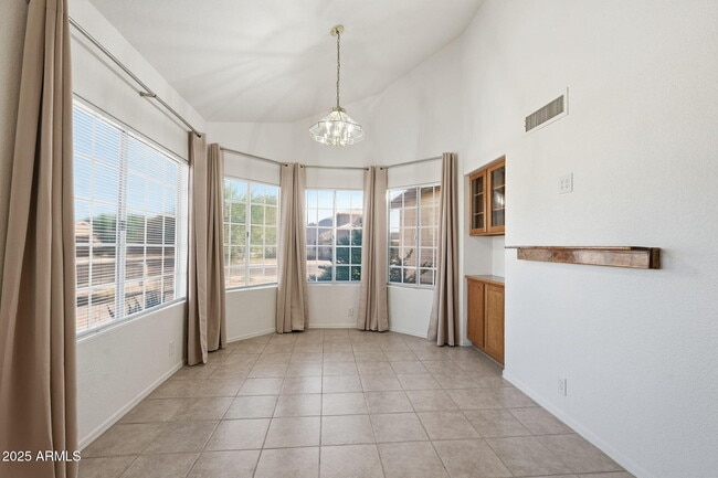 Photo - 1294 N Blackstone Dr