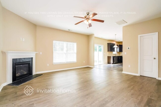 Photo - 6105 Watsonia Dr