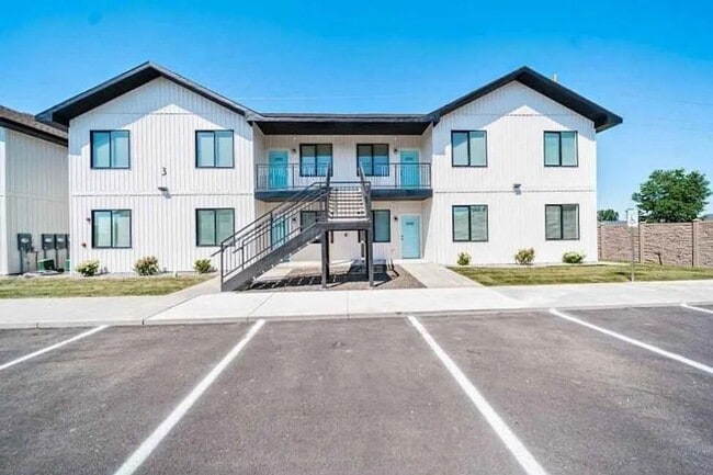 Building Photo - 676 Carlow Dr Unit 2201