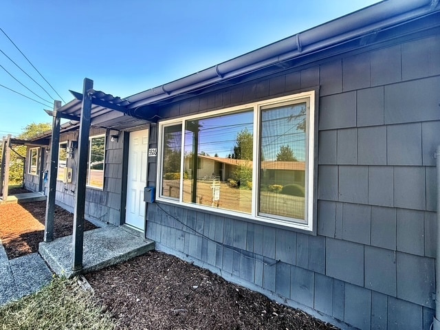 Photo - 3326 Halverson Ave