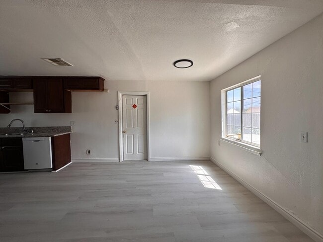 Photo - 2146 Cantaria Ave