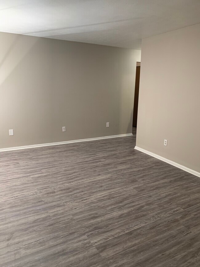 Photo - Hanover House Apartments