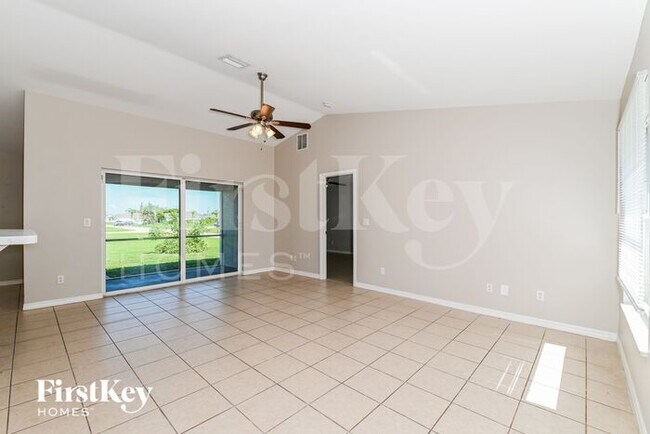 Photo - 200 SW 14th Ave