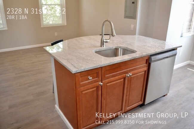 Photo - 2328 N 31st St Unidad 2