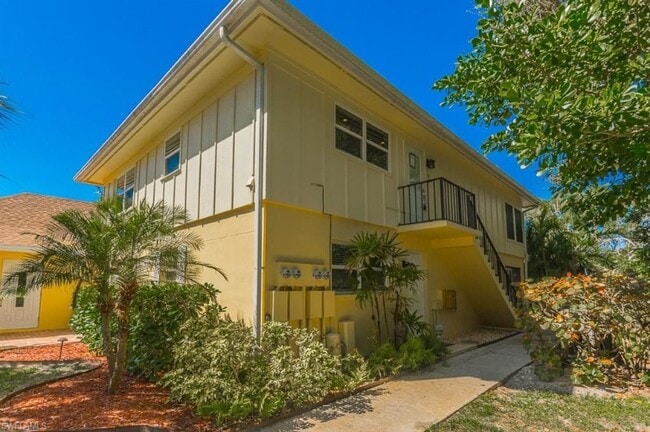 Photo - 1219 Solana Rd Unit 18