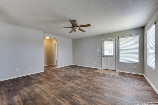 Photo - 308 Lonestar Gait