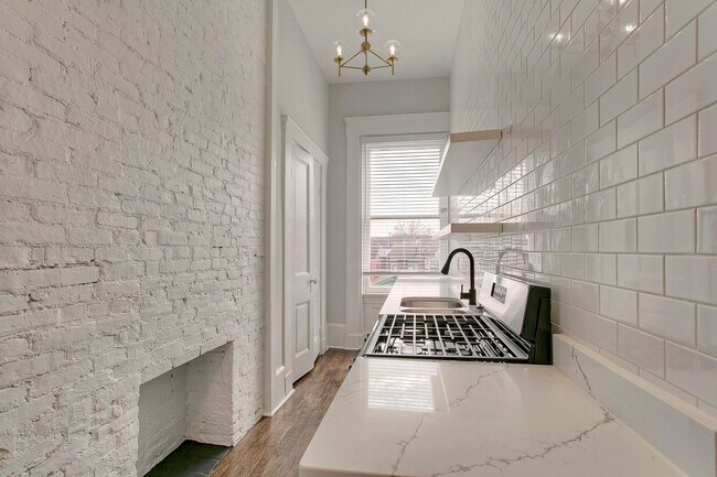 Photo - 416 Emma St Unit 9