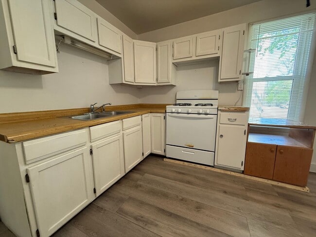 Photo - 3BR/1BA Anoka Home Available Now!