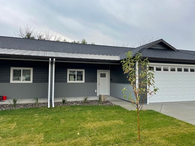 Building Photo - 6322/6324 Absaloka Ln Unit 6324 Absaloka Ln