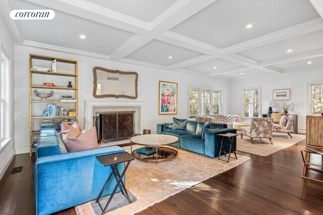 Photo - 34 Redcoats Ln