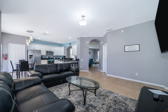 2626 Daulby St Unit SI ID1622385P