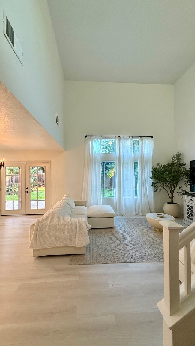 Photo - 5020 Accrington Way