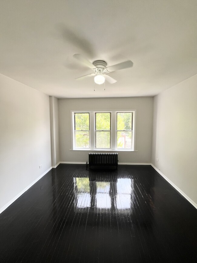 Photo - 948 N Kildare Ave Unidad 2