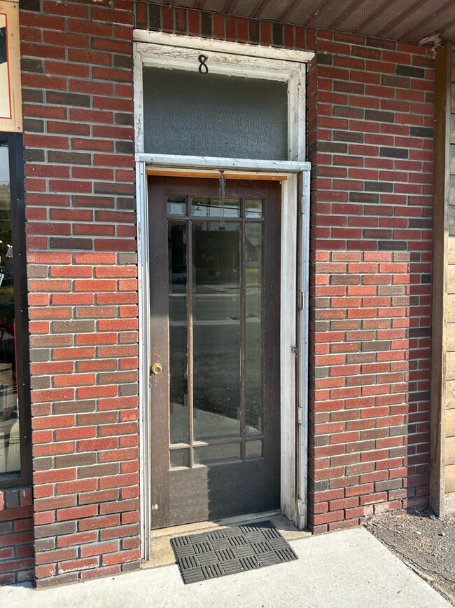Photo - 838 W 4th St Unit 2
