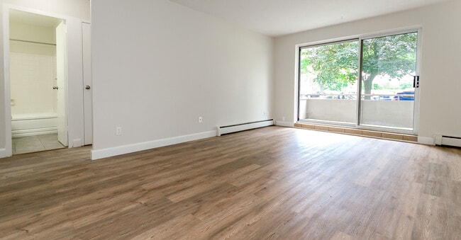 Photo - Dorchester Apartments