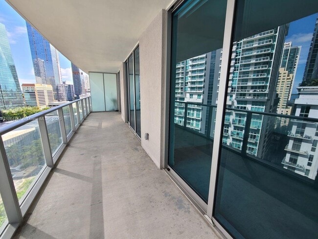 Building Photo - 1100S S Miami Ave Unit 1211 Rental