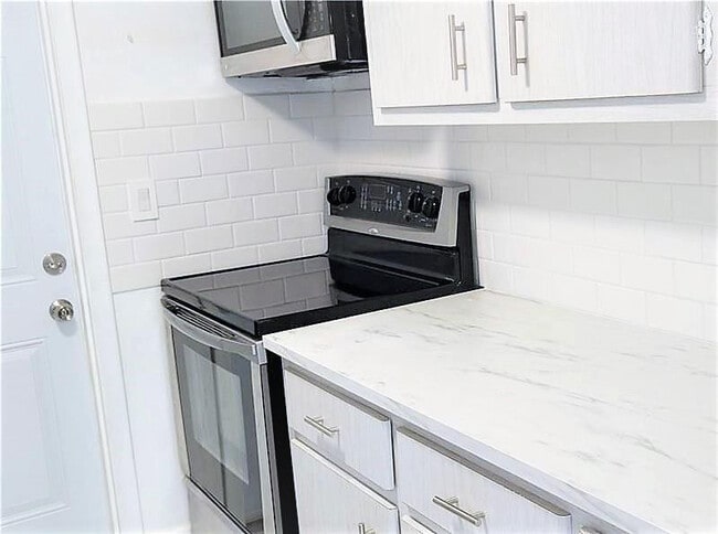 Photo - 348 S Federal Hwy Unit 19