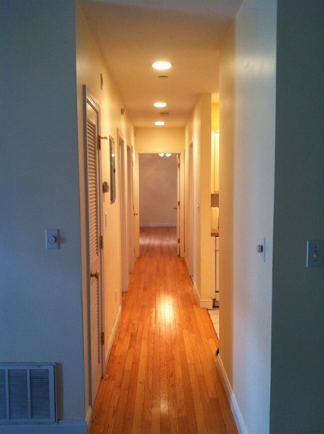 Photo - 111 W 8th St Unit I