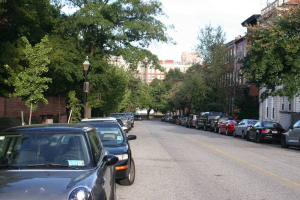 Photo - 843 Hollins St