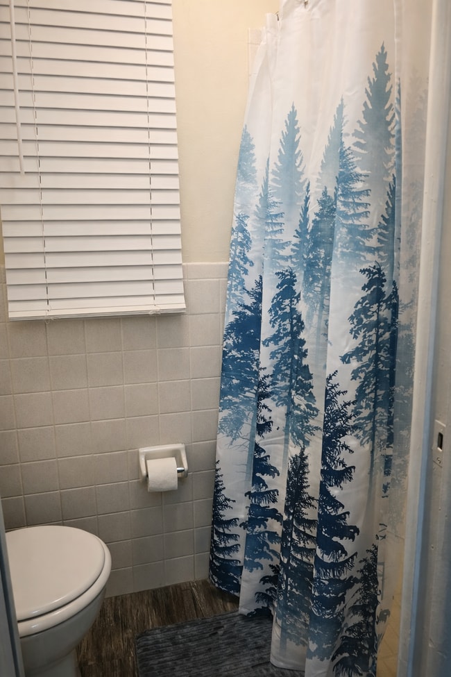 Photo - 1820 Martin St Unit Apartment 1820