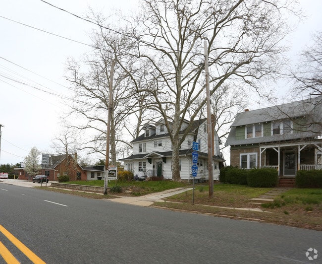 251 253 S White Horse Pike Apartments For Rent In Berlin Nj Forrent Com 251 253 S White Horse Pike Apartments For Rent In Berlin Nj Forrent Com