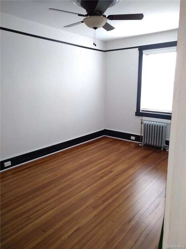 Photo - 262 NY-32 Unit A