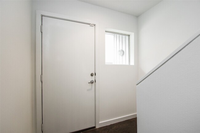 Photo - 319 Sydnor St