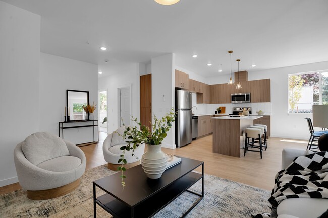 51st Street Apts - 51st Street Apts