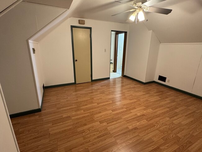 Photo - 165 Sand Creek Rd