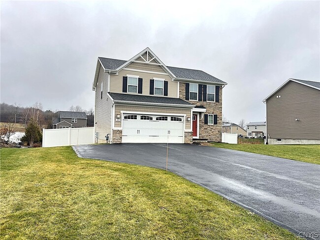 Photo - 113 Weeping Willow Way